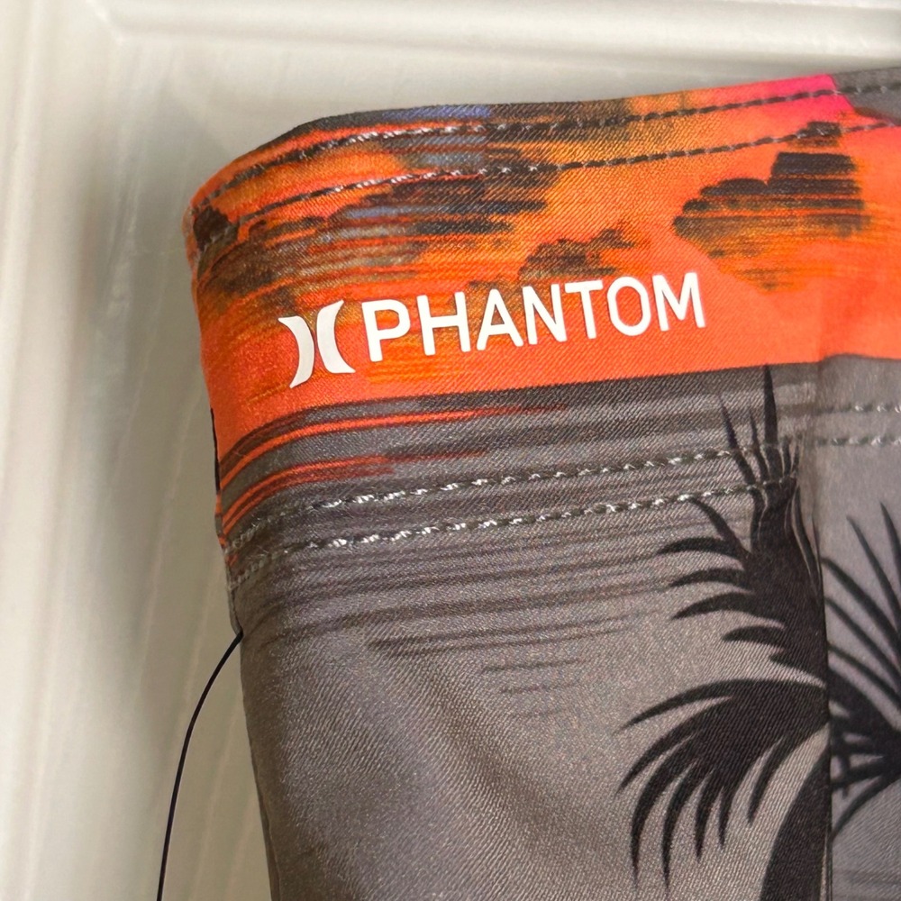 Hurley Phantom Men Board Shorts Size 30 Tropical Palm Tree Sunset 20 in long NWT - Picture 5 of 13